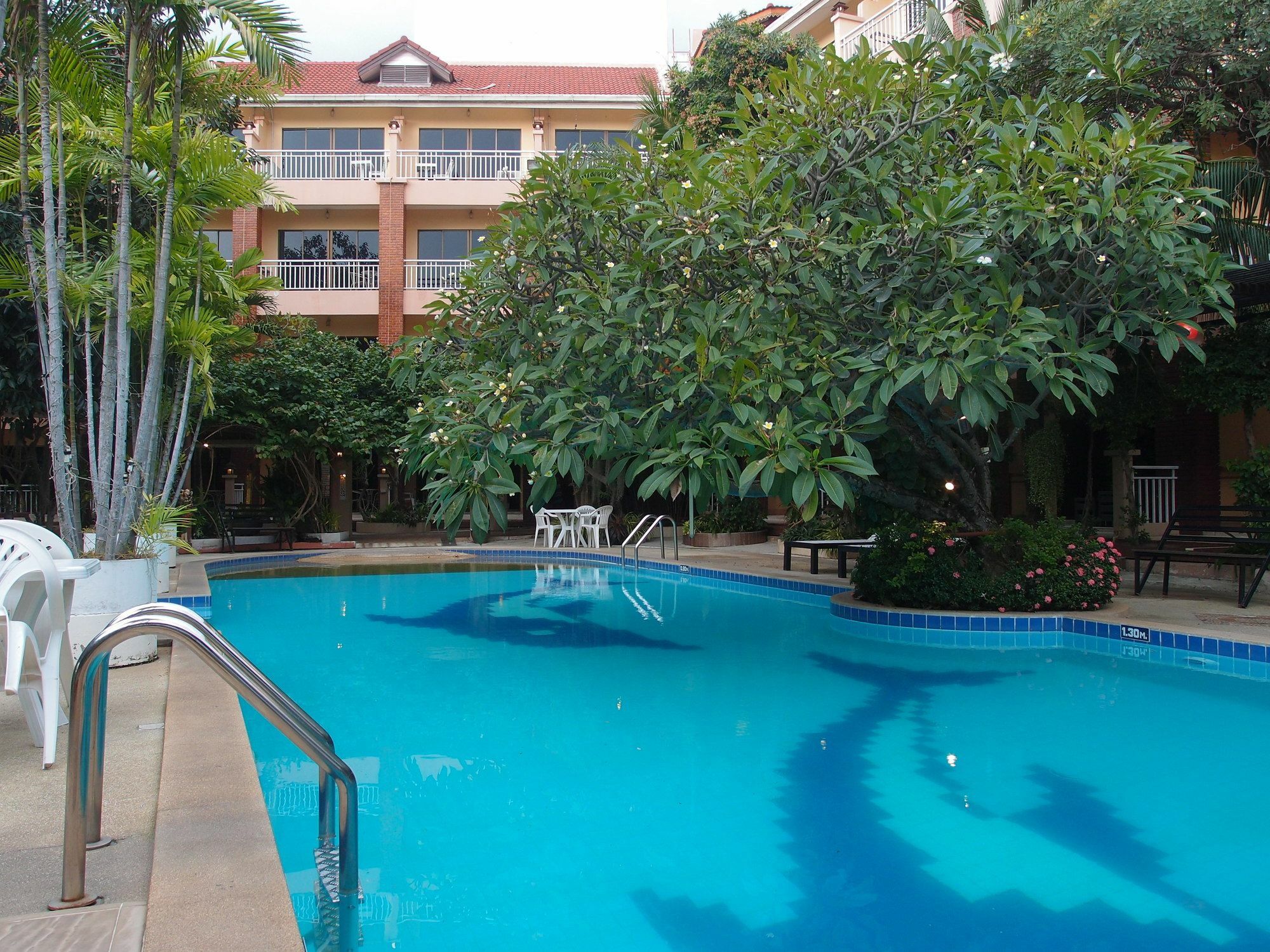Blue Garden Resort Pattaya Jomtien Beach Exterior foto